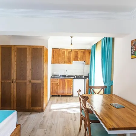 Infinity Lily Holiday park 2*