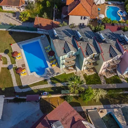 Infinity Lily Tatil parkı 2*