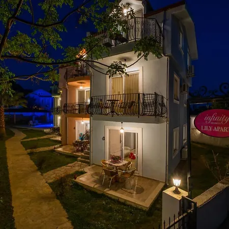 Infinity Lily Tatil parkı
