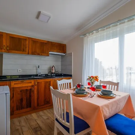 Infinity Lily Fethiye