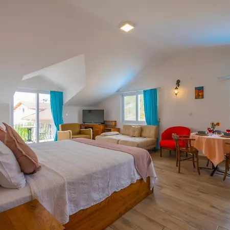 Tatil parkı Infinity Lily 2*
